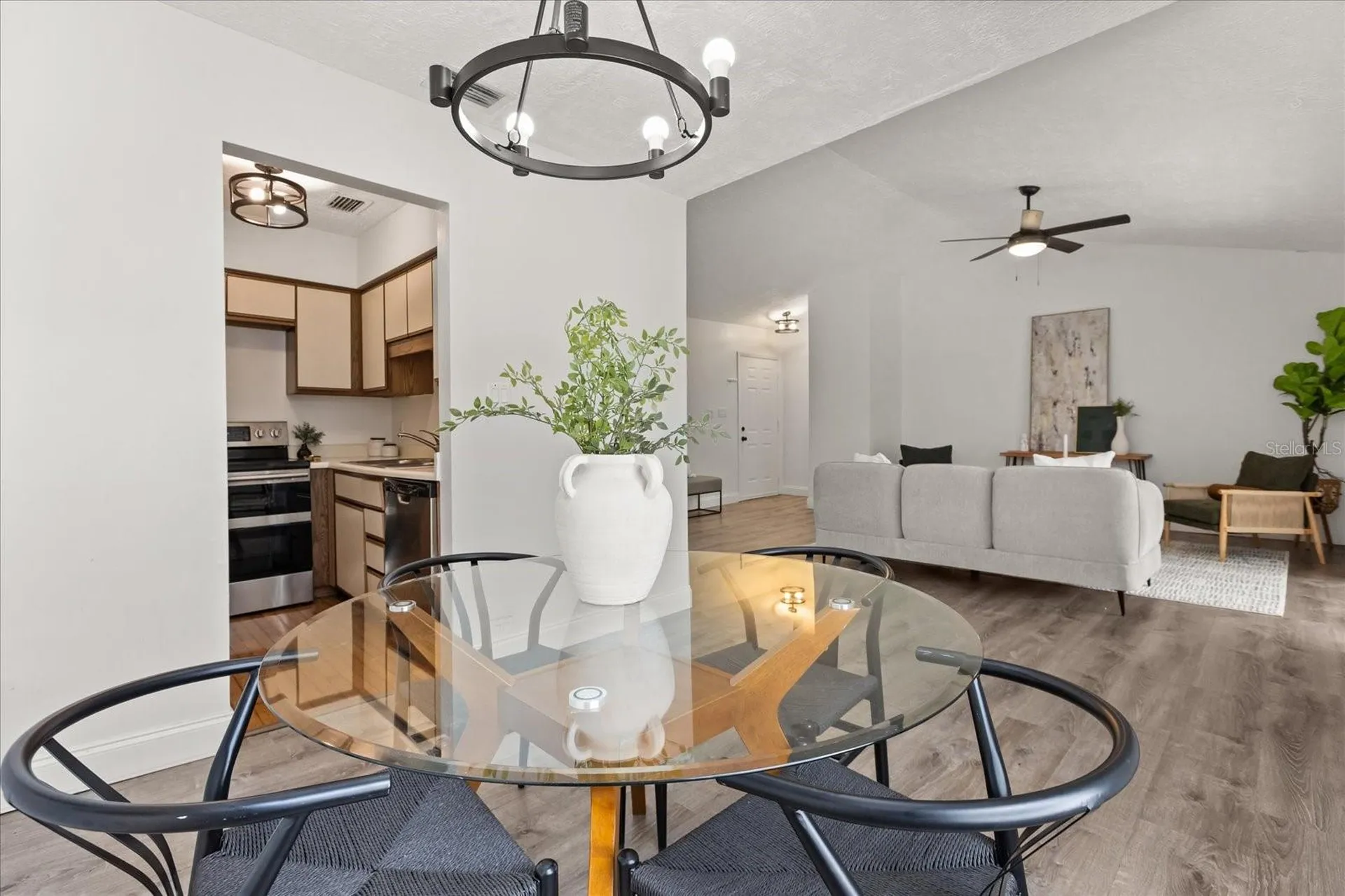 494 W Par Street Orlando FL 32804
