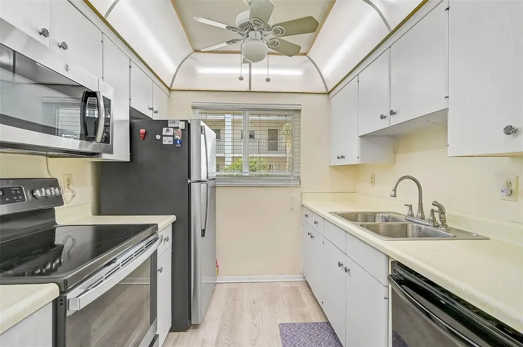 708 S Tamiami Trail Venice FL 34285