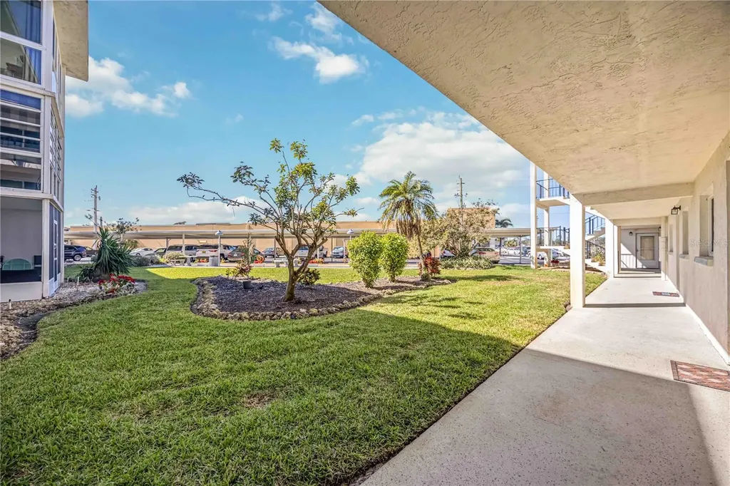 708 S Tamiami Trail Venice FL 34285