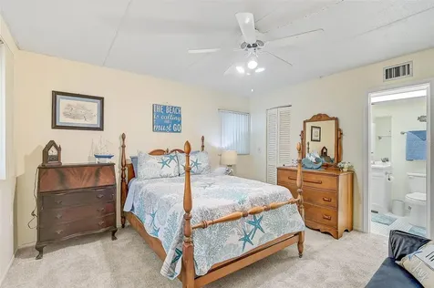 708 S Tamiami Trail Venice FL 34285