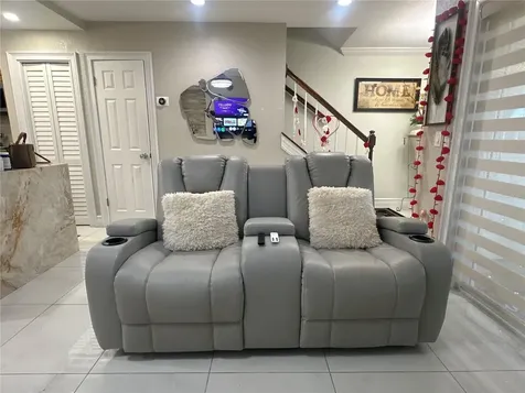 7009 Salinas Court Tampa FL 33634