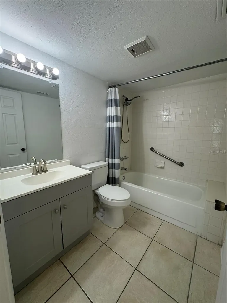 8213 Sun Spring Circle Orlando FL 32825