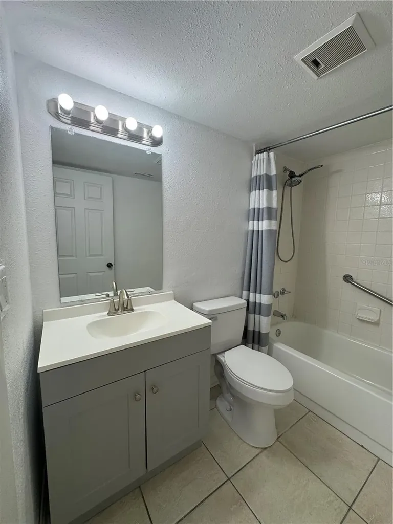 8213 Sun Spring Circle Orlando FL 32825
