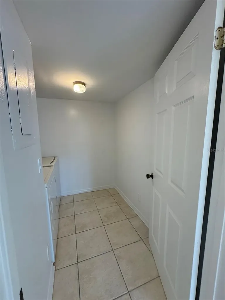 8213 Sun Spring Circle Orlando FL 32825