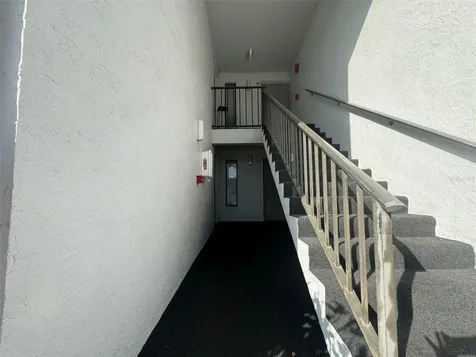 8213 Sun Spring Circle Orlando FL 32825