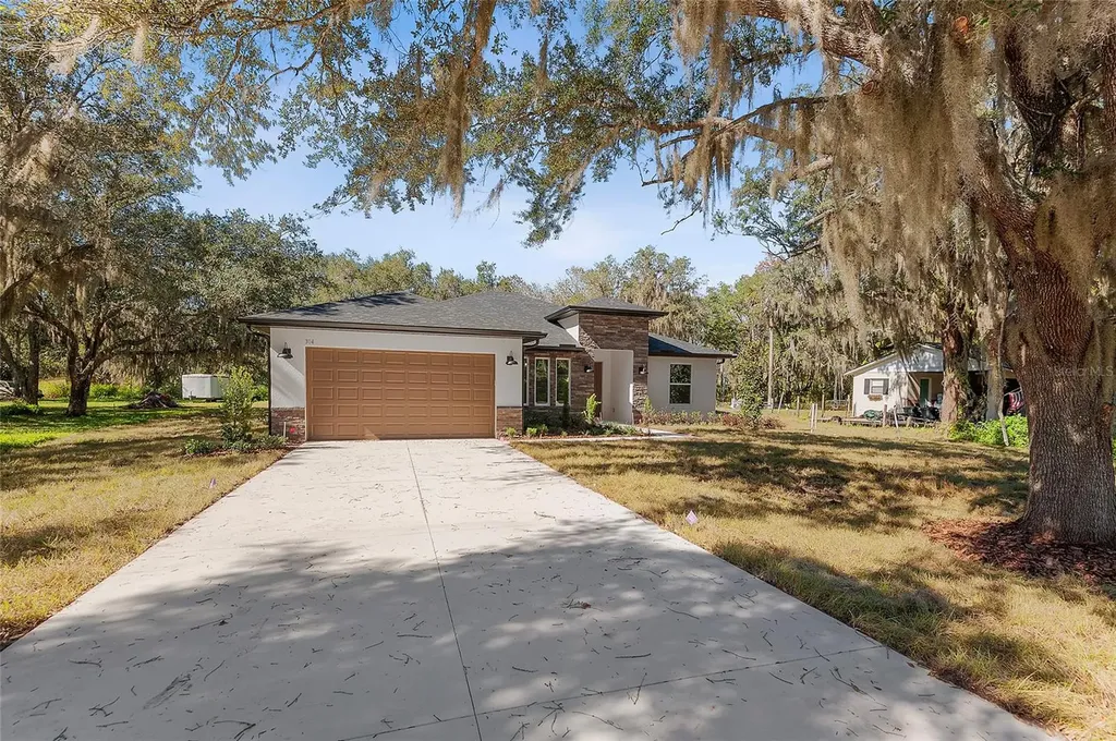 335 Miller Road Sanford FL 32773