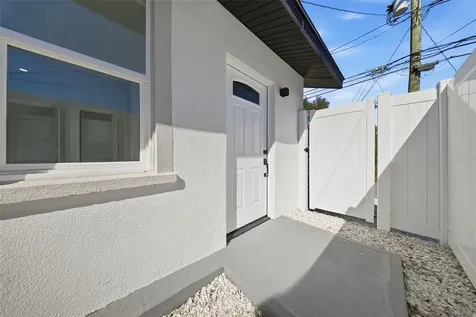 2051 1st Avenue N St Petersburg FL 33713