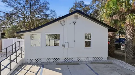 2051 1st Avenue N St Petersburg FL 33713