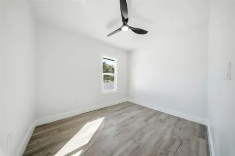 2051 1st Avenue N St Petersburg FL 33713