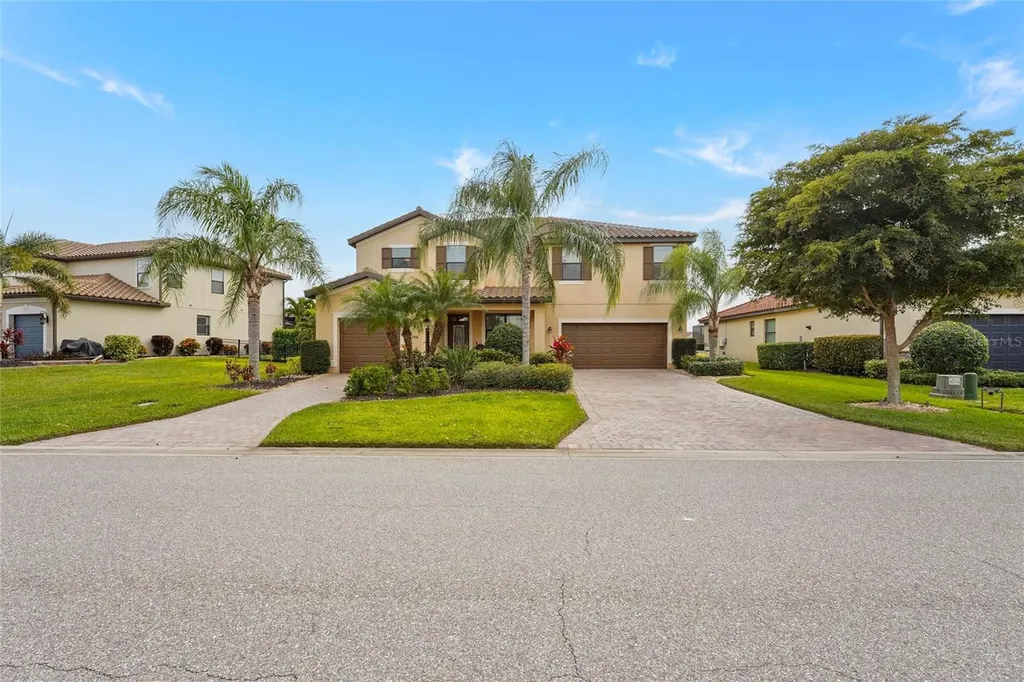 13506 Saw Palm Creek Trail Bradenton FL 34211