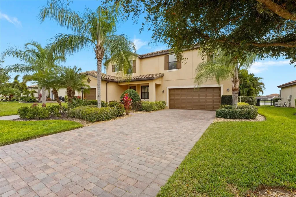 13506 Saw Palm Creek Trail Bradenton FL 34211