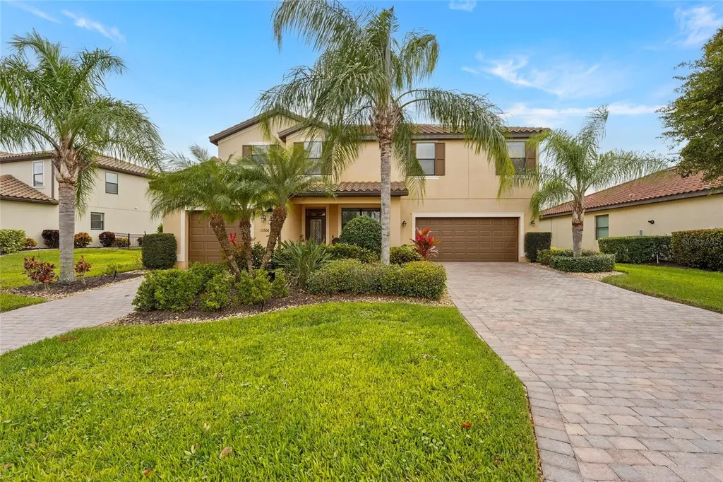 13506 Saw Palm Creek Trail Bradenton FL 34211