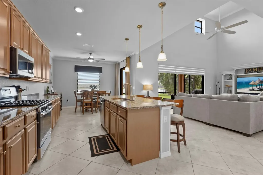 13506 Saw Palm Creek Trail Bradenton FL 34211