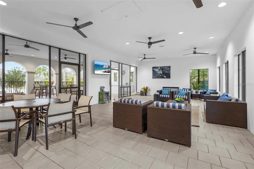 13506 Saw Palm Creek Trail Bradenton FL 34211