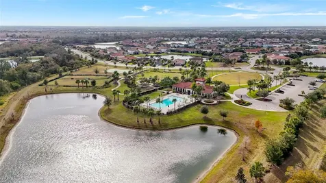 13506 Saw Palm Creek Trail Bradenton FL 34211