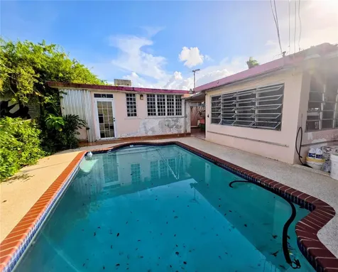 1707 Calle Santa Eduviges San Juan PR 00926