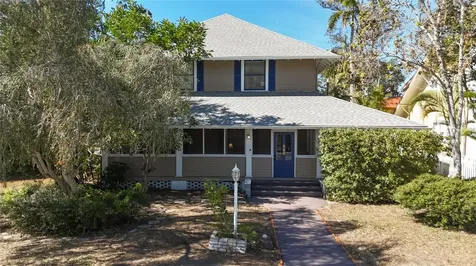 610 19th Street W Bradenton FL 34205
