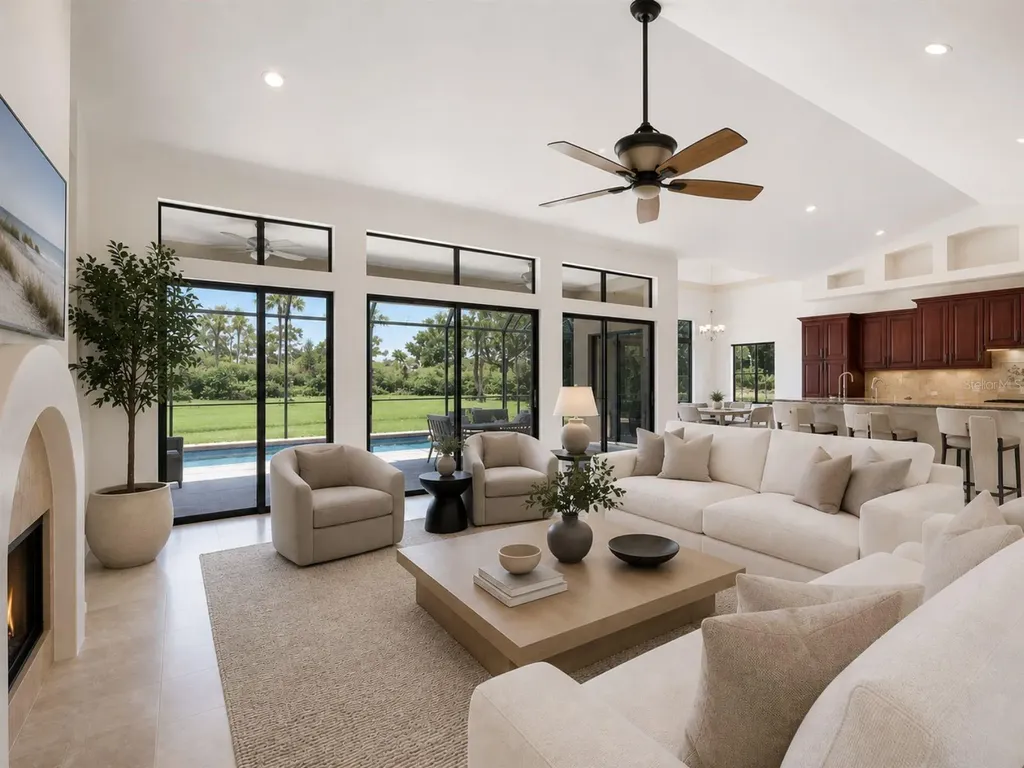 4221 Escondito Circle Sarasota FL 34238