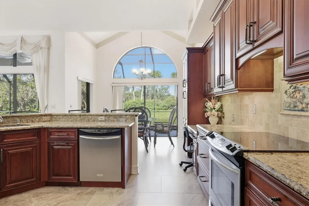 4221 Escondito Circle Sarasota FL 34238