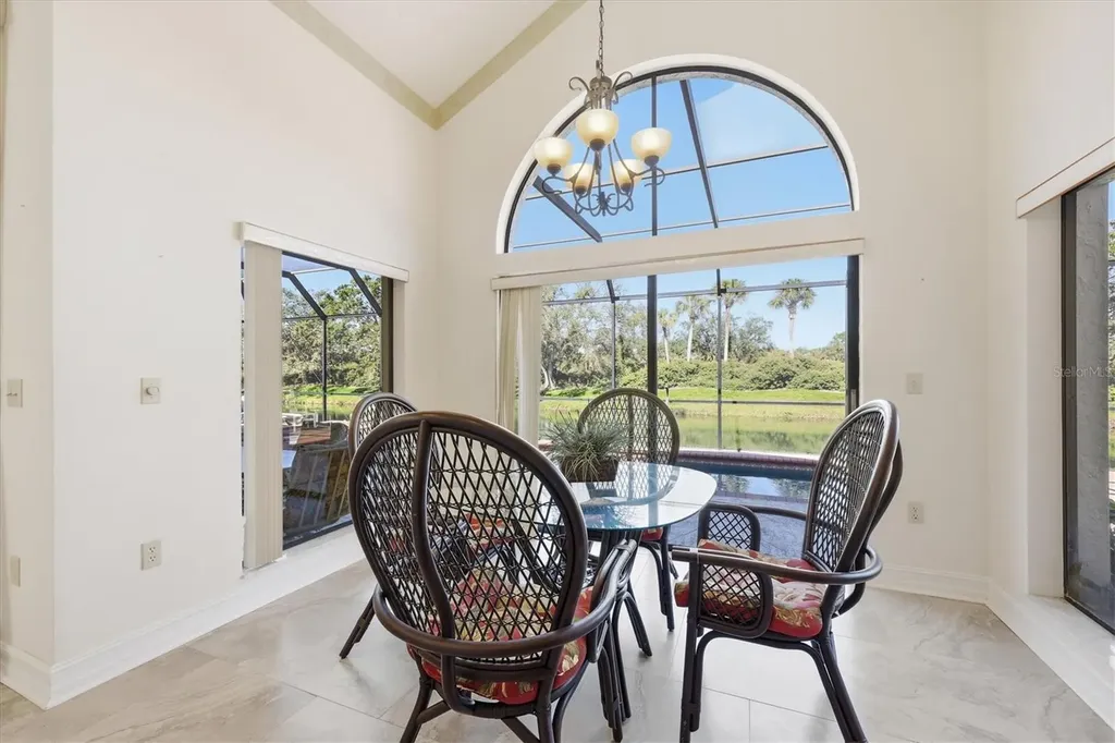 4221 Escondito Circle Sarasota FL 34238