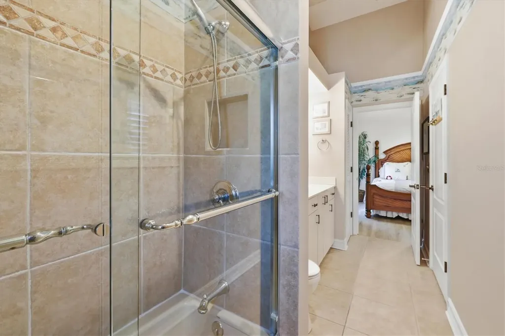 4221 Escondito Circle Sarasota FL 34238