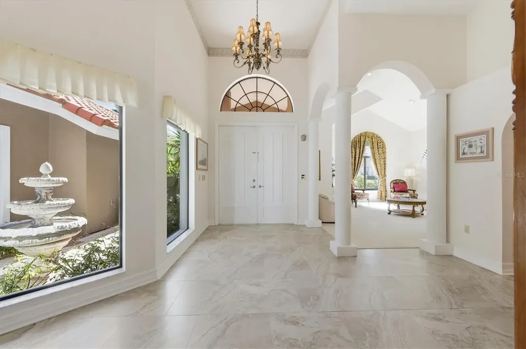 4221 Escondito Circle Sarasota FL 34238