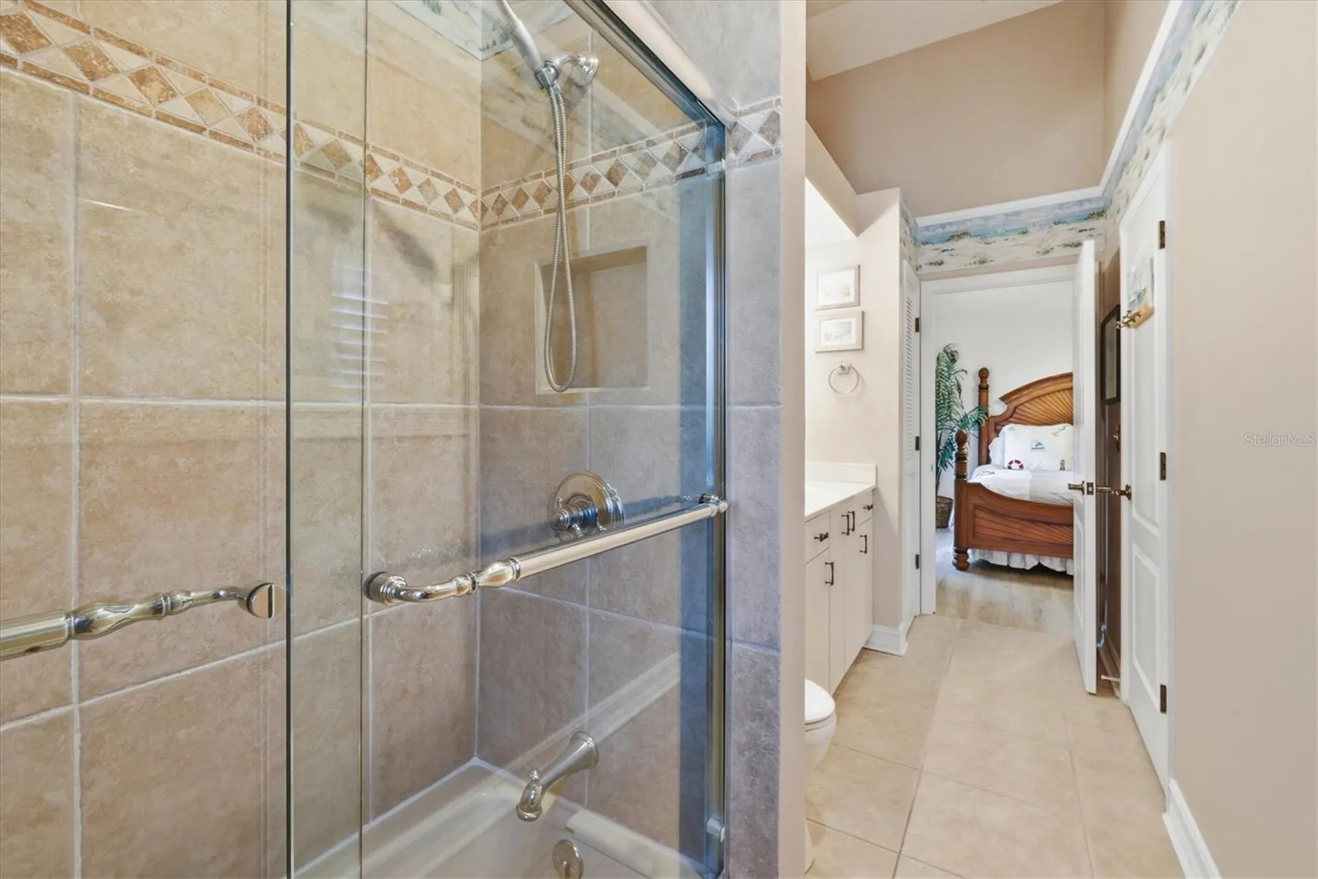 4221 Escondito Circle Sarasota FL 34238