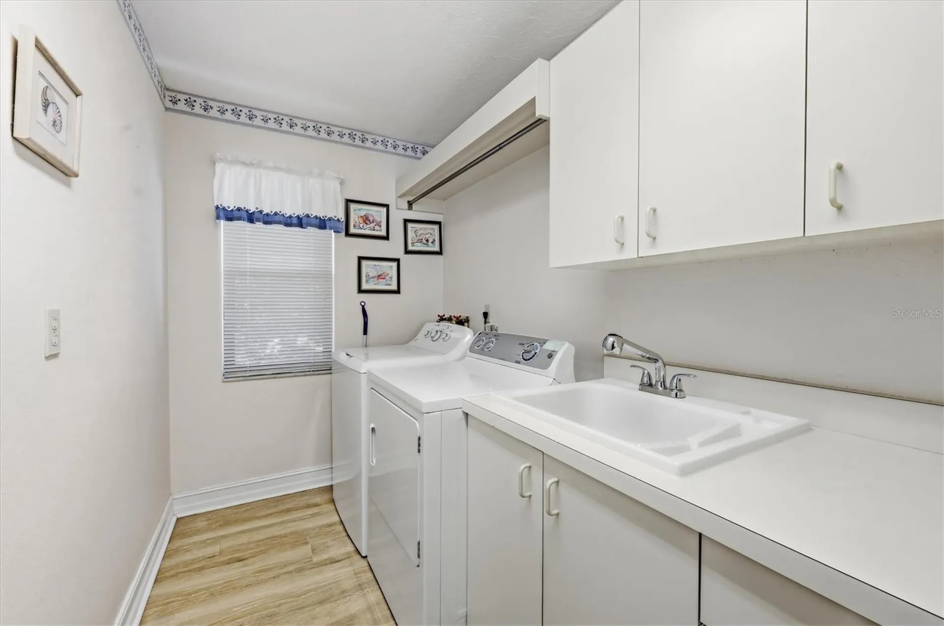 4221 Escondito Circle Sarasota FL 34238