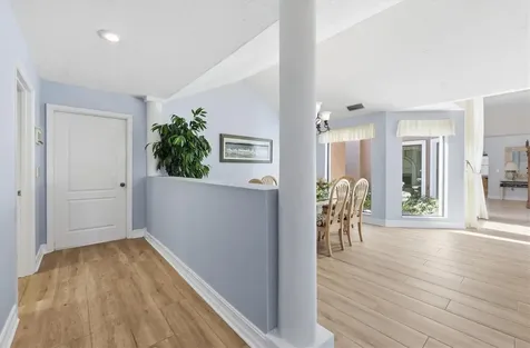4221 Escondito Circle Sarasota FL 34238