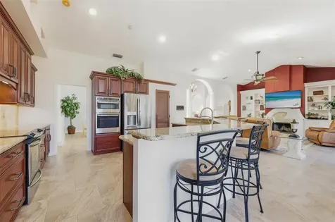 4221 Escondito Circle Sarasota FL 34238