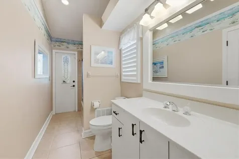4221 Escondito Circle Sarasota FL 34238