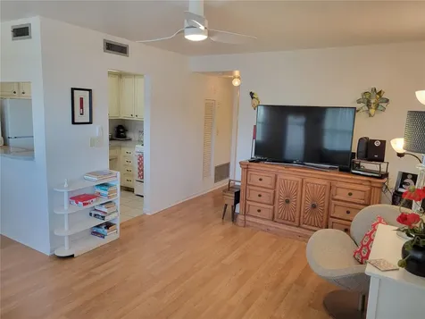 5945 21st Street N St Petersburg FL 33714
