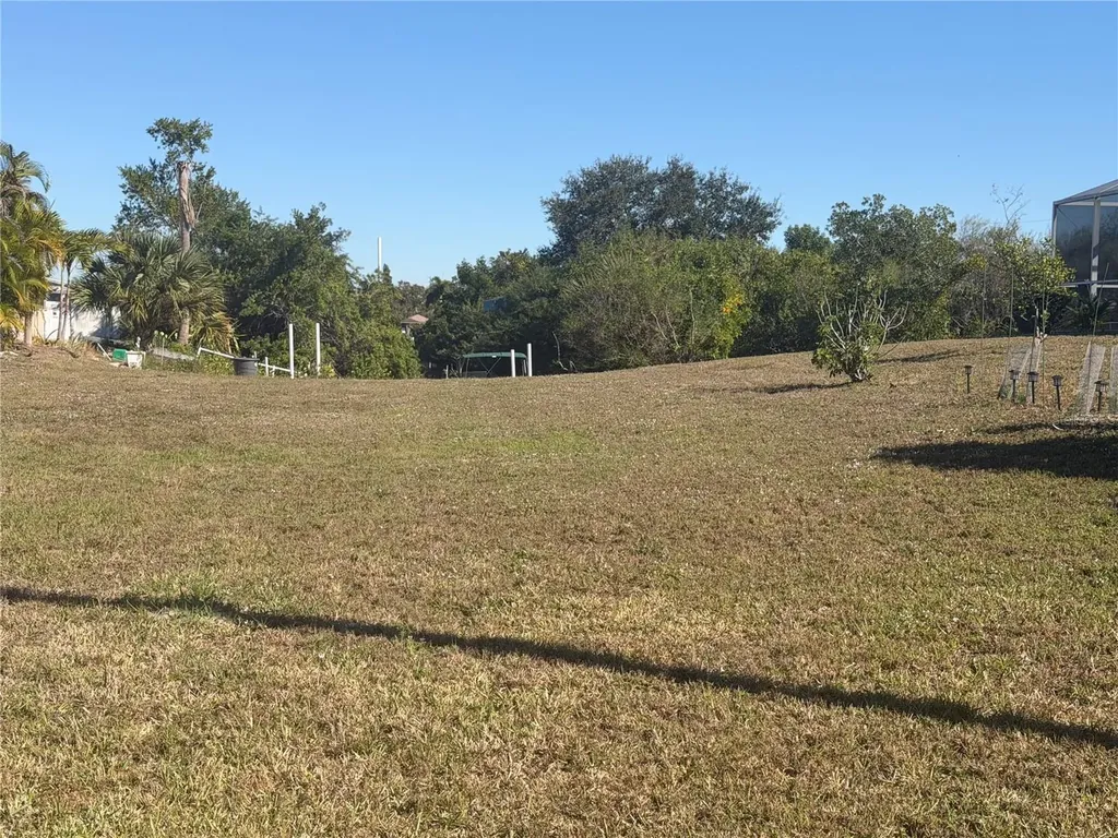 2402 Larkspur Drive Punta Gorda FL 33950