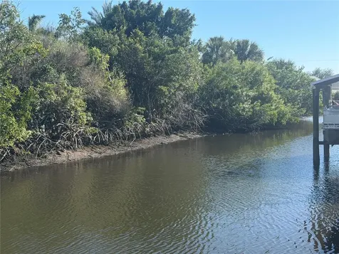 2402 Larkspur Drive Punta Gorda FL 33950