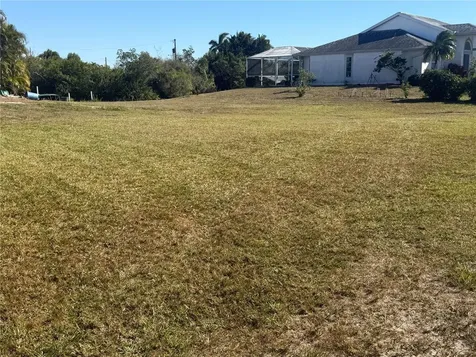 2402 Larkspur Drive Punta Gorda FL 33950