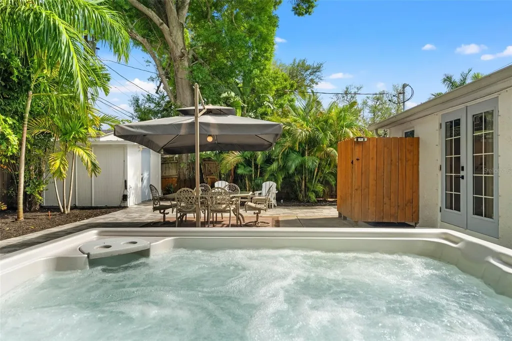 2612 46th Street S Gulfport FL 33711