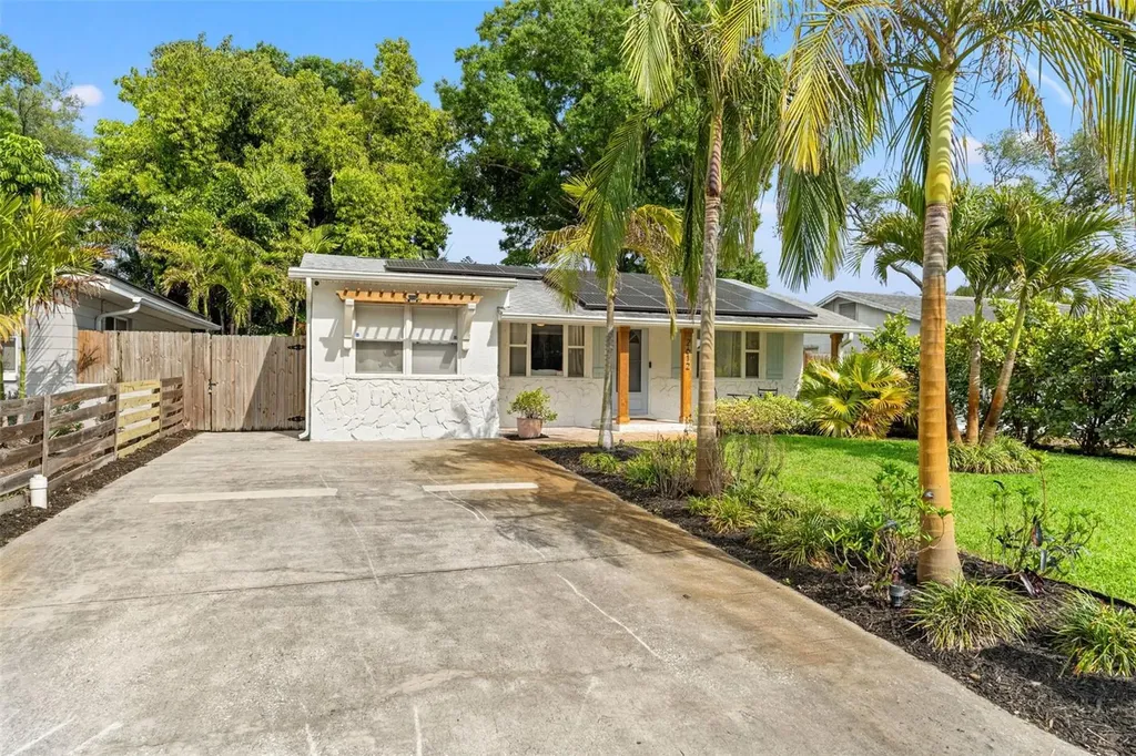 2612 46th Street S Gulfport FL 33711