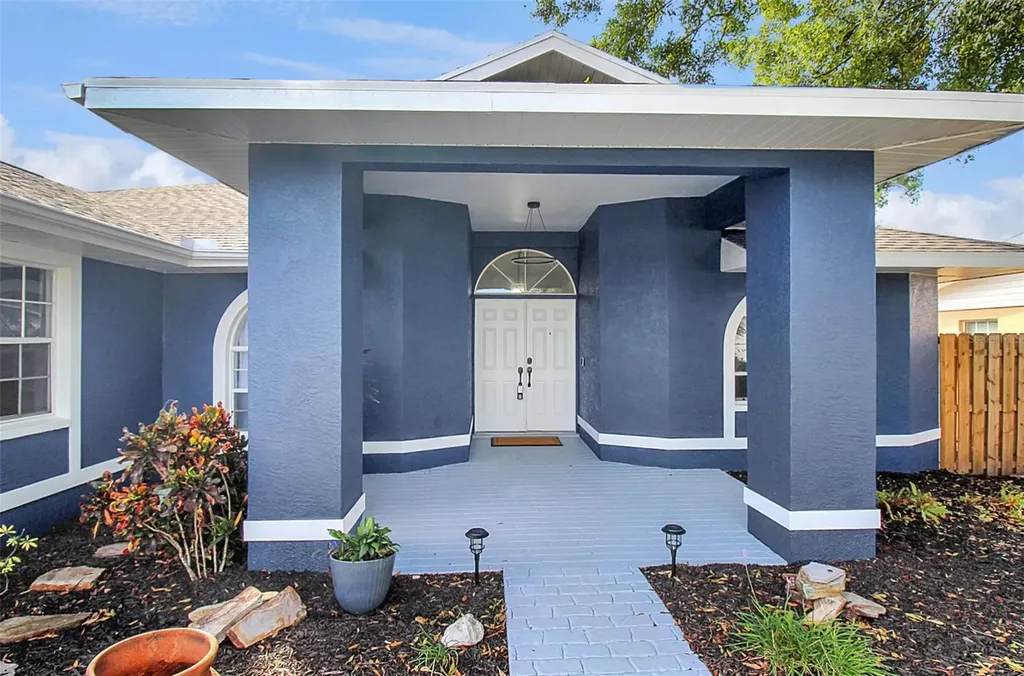 5111 13th Avenue Drive W Bradenton FL 34209