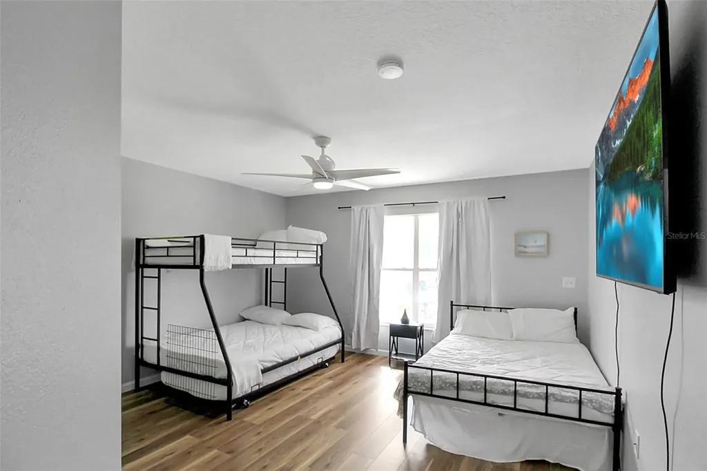 5111 13th Avenue Drive W Bradenton FL 34209