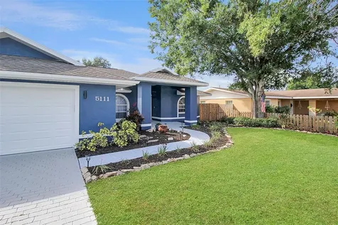 5111 13th Avenue Drive W Bradenton FL 34209