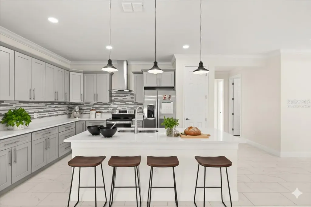 840 Oaks Shores Road Leesburg FL 34748