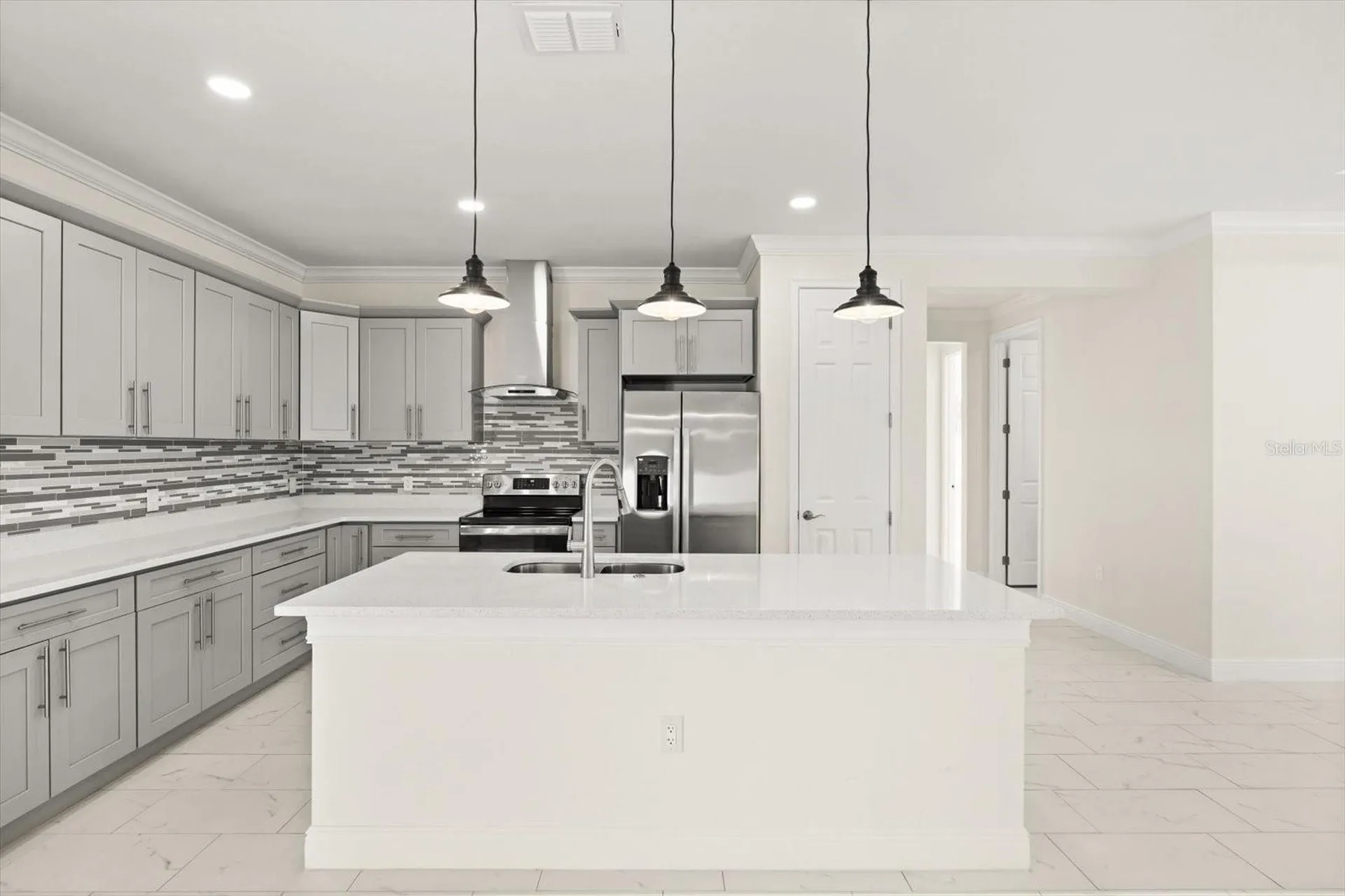 840 Oaks Shores Road Leesburg FL 34748