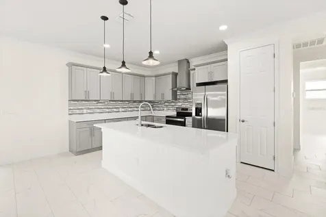 840 Oaks Shores Road Leesburg FL 34748