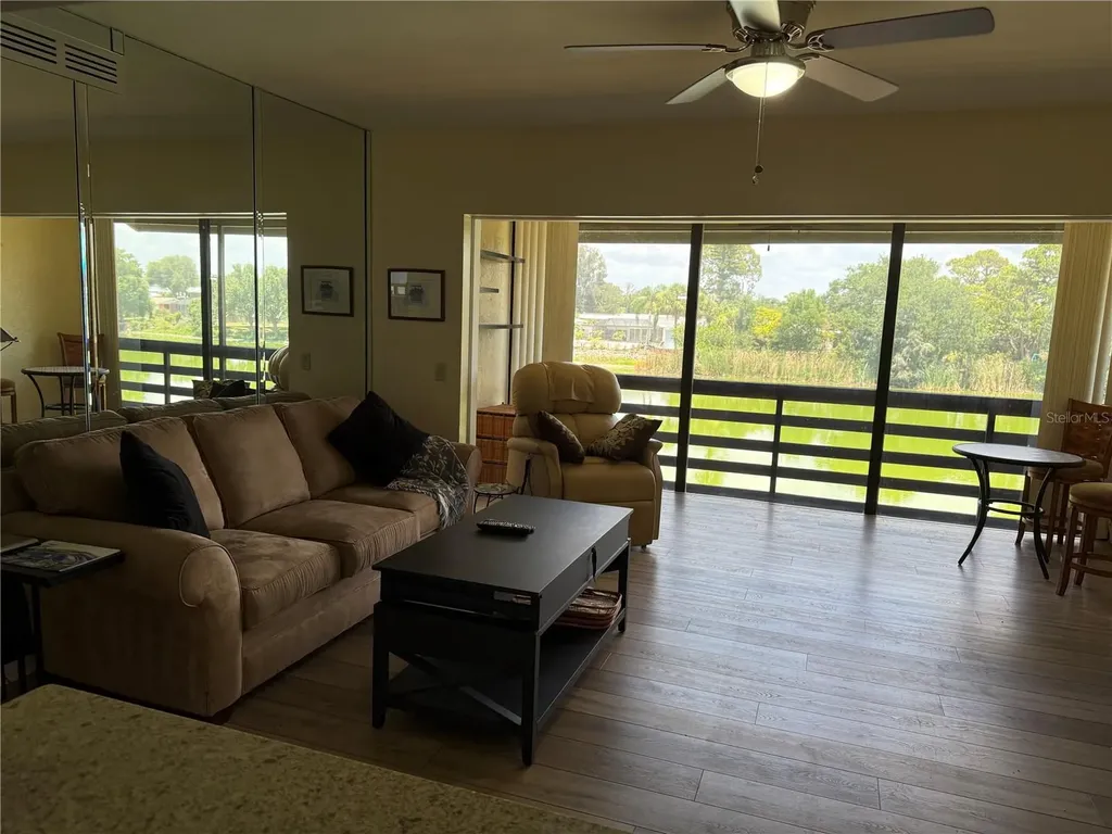 5631 Ashton Lake Drive Sarasota FL 34231