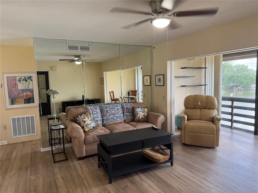 5631 Ashton Lake Drive Sarasota FL 34231