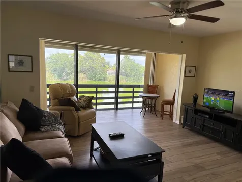 5631 Ashton Lake Drive Sarasota FL 34231