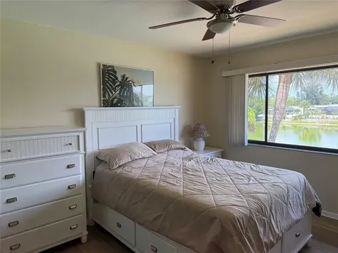 5631 Ashton Lake Drive Sarasota FL 34231