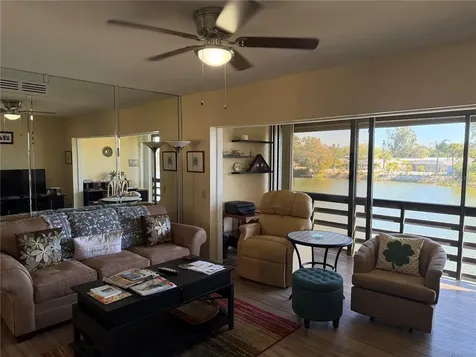 5631 Ashton Lake Drive Sarasota FL 34231