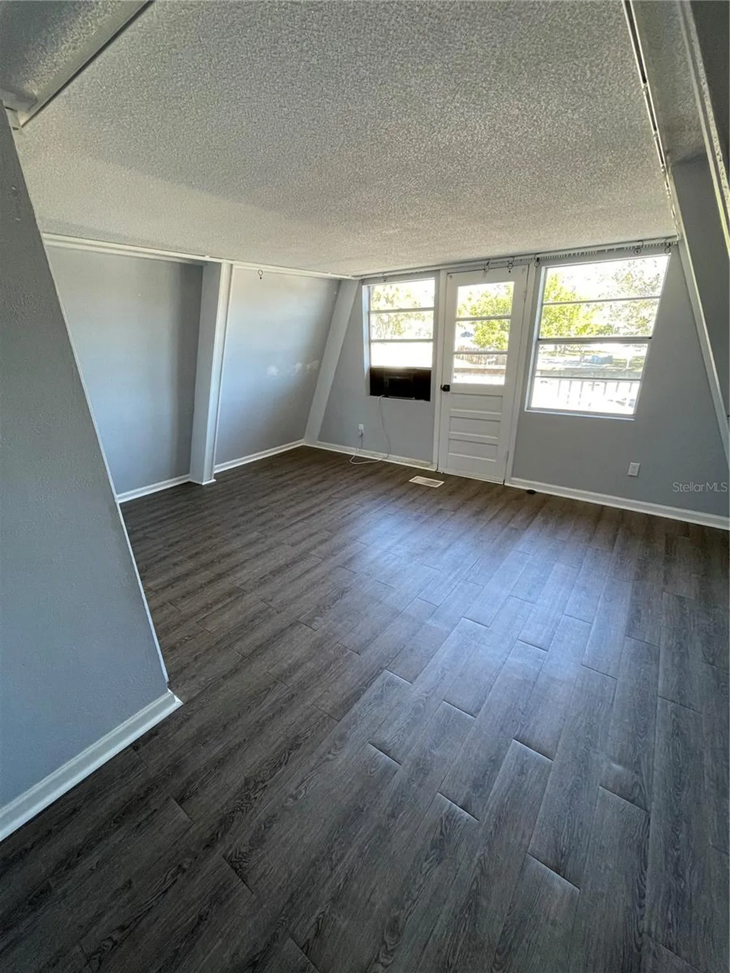 900 Riverside Drive Tarpon Springs FL 34689