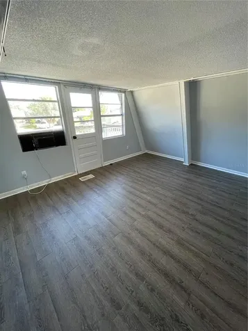 900 Riverside Drive Tarpon Springs FL 34689